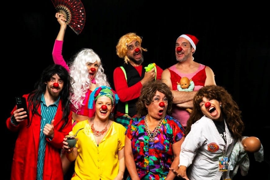 “Taller y laboratorio anual de clown”: “Trastornados” es el resultado de una creación colectiva del taller dictado desde marzo a noviembre del 2024 por Ester Siufe en Mutual España.