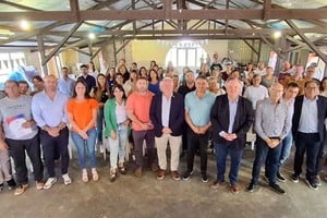 El encuentro desarrollado en el predio de la Sociedad Rural de San Cristóbal reunió a autoridades educativas, deportivas y referentes comunitarios.