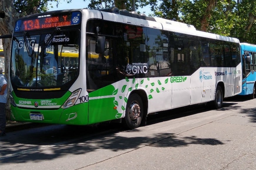 Este colectivo cumple con las normas Euro 6, que reducen las emisiones contaminantes de dióxido de carbono y la emisión sonora.