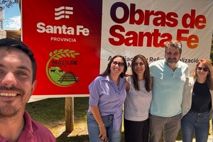 “El trabajo en conjunto que llevamos adelante entre la comuna, el ministerio de Salud, la Comisión del Samco y los profesionales médicos, permitirá potenciar el servicio sanitario en beneficio de los vecinos de la localidad”.
Foto: Gentileza