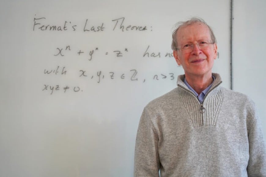 Andrew John Wiles, matemático británico que dedicó prácticamente toda su vida a desentrañar el famoso teorema de Fermat. Imagen tomada en 2023, durante una disertación en el Instituto de Matemáticas de la Universidad de Oxford. Gentileza