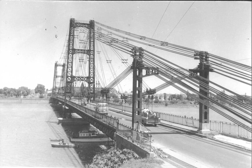 Así lucía el Puente Colgante en 1962.