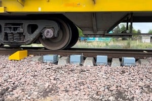 Desde Trenes Argentinos Cargas especificaron que estos circuitos, que tienen un comportamiento similar en cuanto al alerta que emiten cuando no cumplen los valores mínimos definidos, fueron incorporados bajo las cláusulas de financiamiento chino con CMEC (China Machinery Engineering Corporation) para incrementar la eficiencia de mantenimiento del material rodante y, con ello, mejorar los índices de seguridad operativa.
Fotos: Trenes Argentinos Cargas