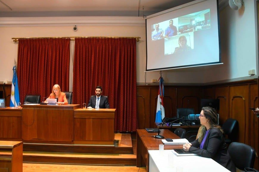 El tribunal leyó la condena este viernes por la mañana. Foto: Flavio Raina