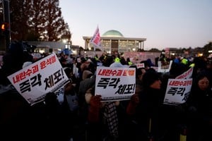 Manifestaciones en contra de Yoon Suk Yeol. Crédito: Kim Soo-hyeon/Reuters