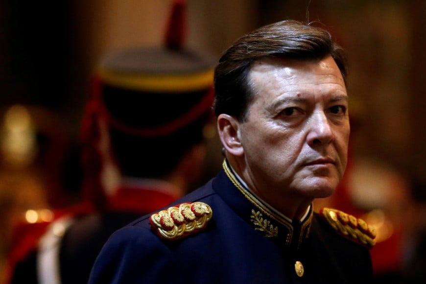 FILE PHOTO: Argentina's Army Chief General Cesar Milani attends the traditional Te Deum at the Buenos Aires Metropolitan Cathedral to commemorate the 204th anniversary of the May Revolution, in Buenos Aires, Argentina May 25, 2014. REUTERS/Marcos Brindicci/File Photo la rioja cesar milani militar detenido por crimenes de lesa humanidad militar dictadura militar detencion preso