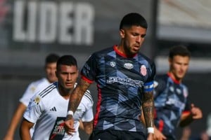 El partido se disputó en el estadio Guillermo Laza, a partir de las 17.