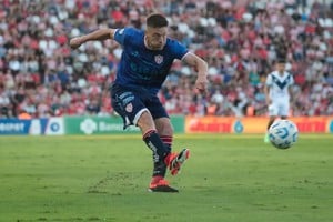 Francisco Gerometta no había jugado como titular este año y apenas se recordaba un segundo tiempo interesante en cancha de Lanús. Muy pocos antecedentes para tamaña decisión. Hizo un buen partido y estuvo a la altura del gran trabajo defensivo que tuvo el equipo ante Vélez.