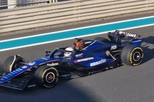 Fórmula 1: Carlos Sainz ya se subió al monoplaza de Williams que usaba Franco Colapinto