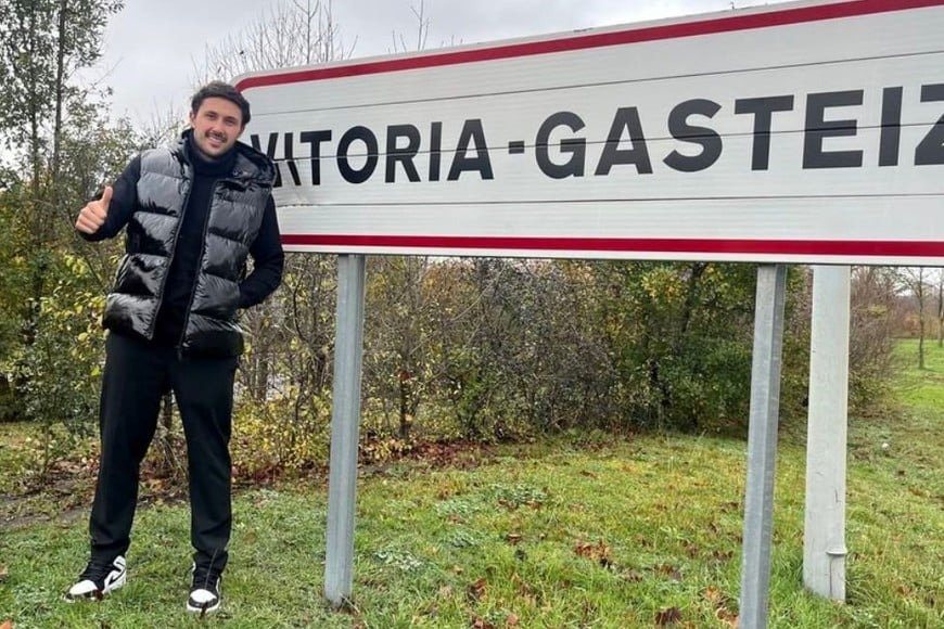 Año nuevo, ciudad nueva. Después de un 2024 donde debió entrenar en soledad y sin jugar, todo cambiará para Facundo Garcés en el 2025 ya que se cumplirá su sueño de jugar en el fútbol europeo con la camiseta del Deportivo Alavés de España.