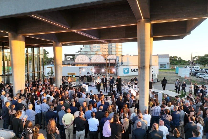 Fotos aéreas de la inauguración del edificio de El Litoral.