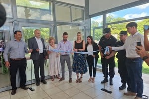 La Intendente González, en tanto, destacó la ubicación estratégica del centro en la terminal de colectivos, un punto de alta circulación que permitirá atender no solo a los vecinos de San Javier, sino también a quienes visitan la ciudad desde localidades vecinas.