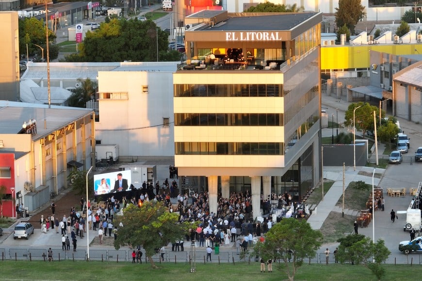 Desde el drone: las mejores fotos aéreas de la inauguración del edificio de El Litoral