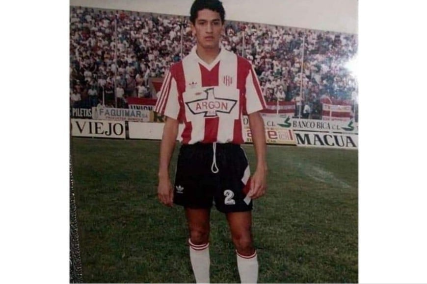 Cabral cuando debutó en la B Nacional con el Tate, frente a Deportivo Italiano.