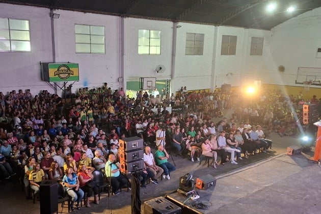 En su discurso, la intendente González subrayó que el deporte es una herramienta clave para el desarrollo humano, abarcando áreas sociales, educativas y federadas. Foto: gentiliza de Francisco Cuevas.