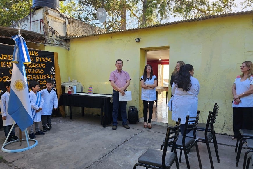 Borla, anunció que desde el Ministerio de Educación de Santa Fe se transferirán más recursos para dos establecimientos educativos del territorio.