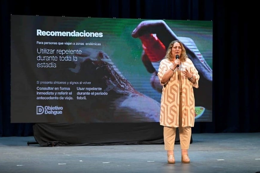 L pasada semana se presentaron los detalles de la estrategia que se llevará a cabo en la localidad. La Vicepresidenta Comunal, Graciela Rossi, junto al Director del Centro Primario de Salud, Dante Rubio, junto al enfermero Aldo Vicens, explicaron las acciones que comprende el programa.