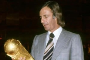 César Luis Menotti y la Copa del Mundo. Archivo El Litoral