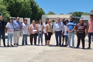 Michlig destacó “la importancia de estas inversiones en las escuelas rurales, subrayando que “la educación es el pilar fundamental del desarrollo de nuestras comunidades, y estas obras aseguran mejores condiciones para docentes y estudiantes”.