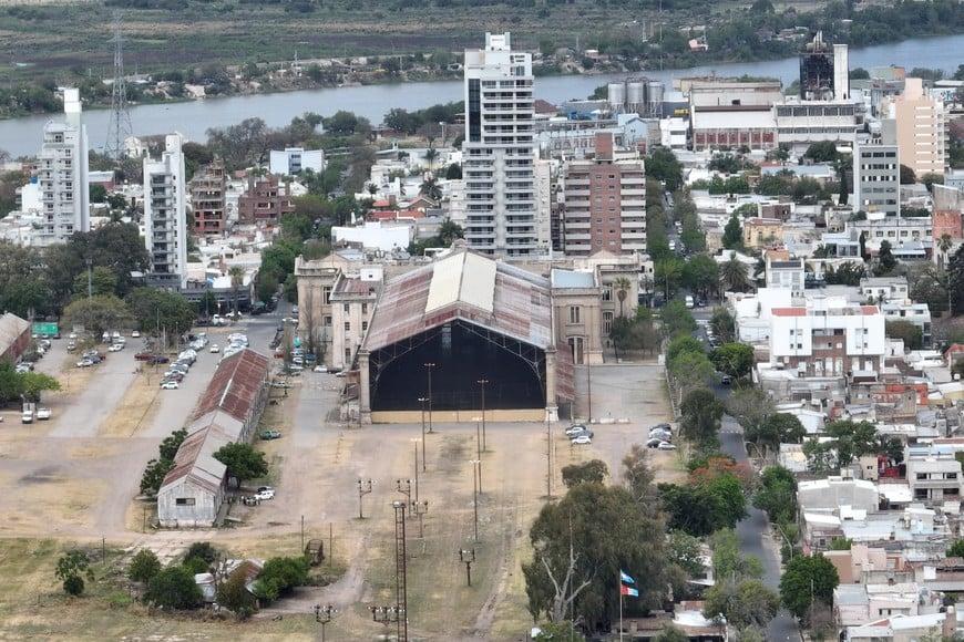 "La urbanización de este sector de la ciudad de Santa Fe constituye una oportunidad única para la creación de un nuevo tejido urbano", señaló en aquel momento el intendente. Crédito: Fernando Nicola