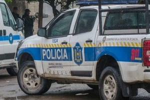 Policía de Salta. Patrullero Salta. Gentileza