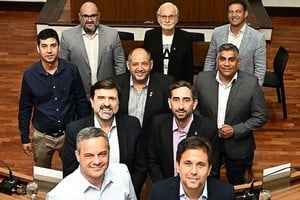 El cuerpo deliberativo de la cuidad cuenta con 17 bancas, 10 ocupadas por varones de distintos partidos políticos. Crédito: Flavio Raina.