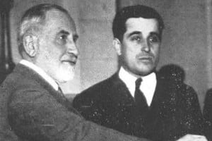 Lisandro de La Torre votando en las elecciones presidenciales de 1931.