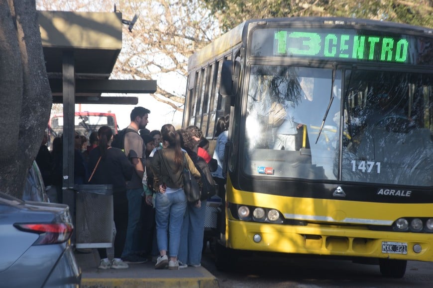 Santa Fe: el Ejecutivo garantizó por ley la vigencia del Boleto Educativo Gratuito para toda la provincia