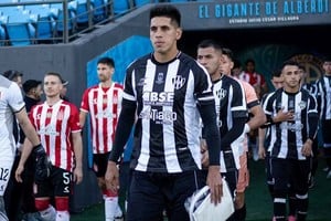 El defensor campeón de la Copa Argentina con Central Córdoba fue presentado oficialmente por Independiente.