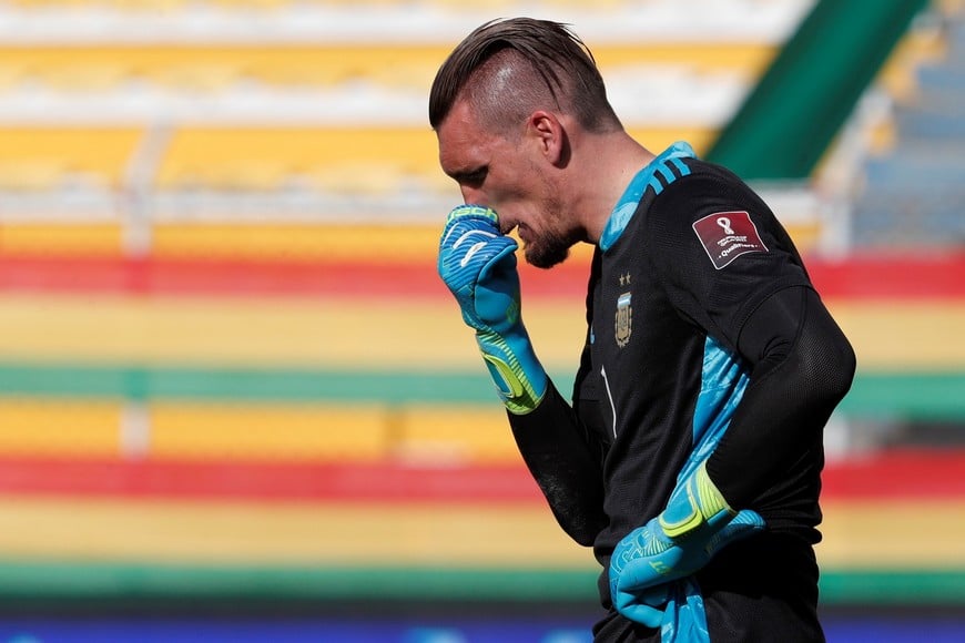 Soccer Football - World Cup 2022 South American Qualifiers - Bolivia v Argentina - Hernando Siles Stadium, La Paz, Bolivia - October 13, 2020 Argentina's Franco Armani reacts after Bolivia's Marcelo Martins scored their first goal Juan Karita/Pool via Reuters