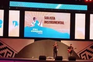 “La municipalidad felicita la performance de todos los participantes. El certamen continuará en las próximas jornadas, donde nuevos talentos buscarán su lugar en el prestigioso Festival Nacional de Folklore de Cosquín”, anunciaron.