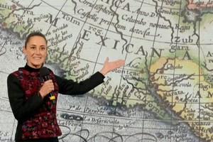 Claudia Sheinbaum muestra un mapamundi del siglo XVII en el que América del Norte aparece como "América Mexicana".