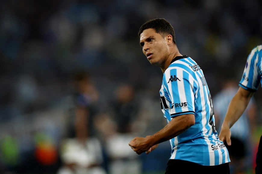 Soccer Football - Copa Sudamericana - Semi Final - Second Leg - Racing Club v Corinthians - Estadio Presidente Peron, Avellaneda, Argentina - October 31, 2024
Racing Club's Juan Fernando Quintero celebrates scoring their first goal REUTERS/Agustin Marcarian