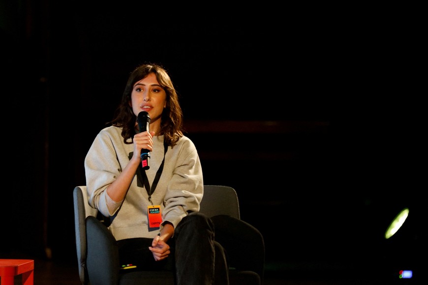 FILE PHOTO: Italian journalist Cecilia Sala, who was arrested by police in Tehran, Iran on December 19, 2024, according to Italy's foreign ministry, speaks at the event called "Chora Volume 1" in Milan, Italy February 16, 2024 in this picture released by Chora Media/via REUTERS  THIS IMAGE HAS BEEN SUPPLIED BY A THIRD PARTY. MANDATORY CREDIT/File Photo