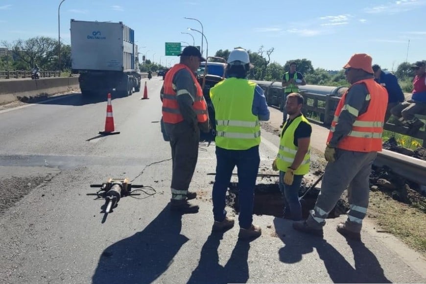 Las autoridades de Vialidad Nacional pidieron a los conductores que transiten por la zona con precaución.