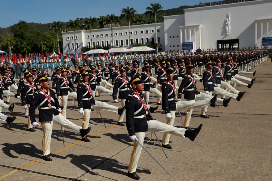 Military personnel march, on the day of  Venezuela's President Nicolas Maduro's inauguration for a third six-year term, at a military academy in Caracas, Venezuela January 10, 2025. REUTERS/Leonardo Fernandez Viloria