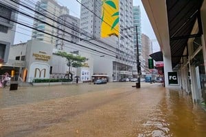 Las intensas lluvias generaron un sinfín de problemas. Foto: Fernando Oliveira / Metsul