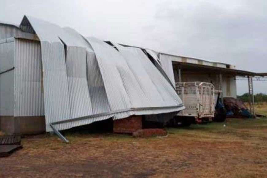 En la zona rural hubo problemas con galpones.