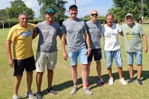 Miguel Gesueli, Emiliano Yacunizzi, Darío Weglin, Gonzalo López, Emilio Yacunizzi y Ezequiel Re.