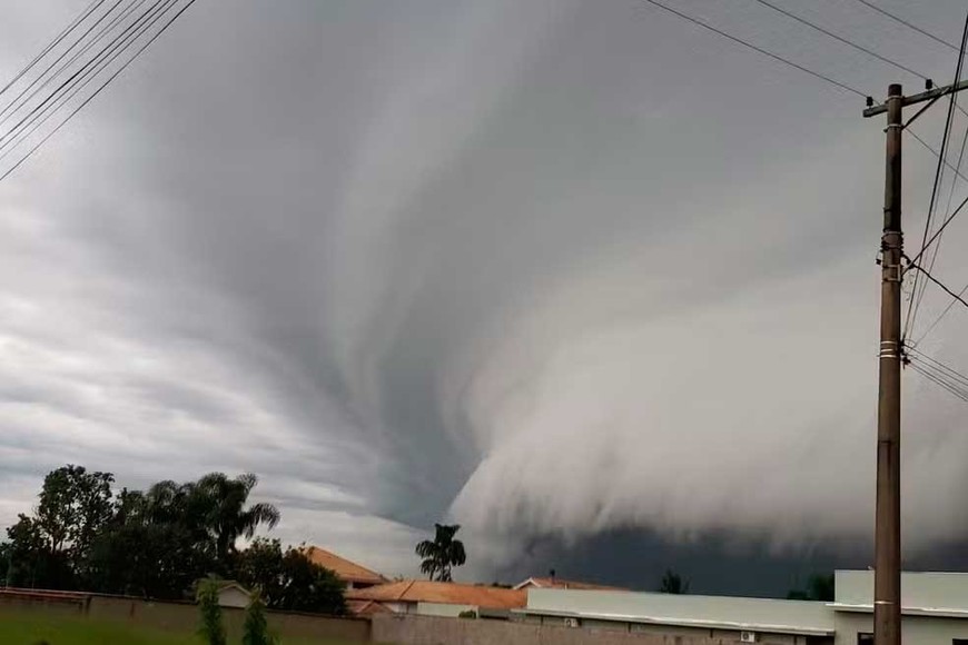 Poco visto la formación de estas nubes.