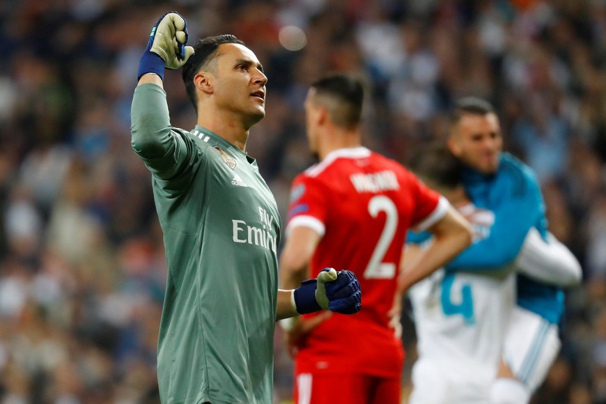 Soccer Football - Champions League Semi Final Second Leg - Real Madrid v Bayern Munich - Santiago Bernabeu, Madrid, Spain - May 1, 2018   Real Madrid's Keylor Navas celebrates after the match    REUTERS/Kai Pfaffenbach españa  campeonato torneo champions league copa liga campeones uefa europea futbol futbolistas partido real madrid FC Bayern Munich