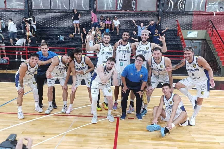 Victoria contundente de Centenario sobre Colón: 91-70.