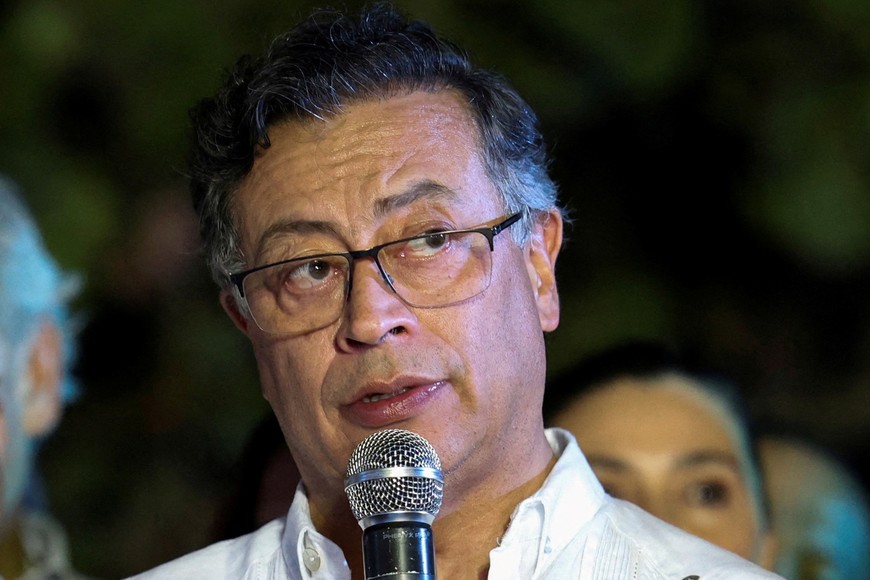 FILE PHOTO: Colombian President Gustavo Petro speaks during his visit and after a binational council of ministers, in Jacmel, Haiti January 22, 2025. REUTERS/Marckinson Pierre/File Photo