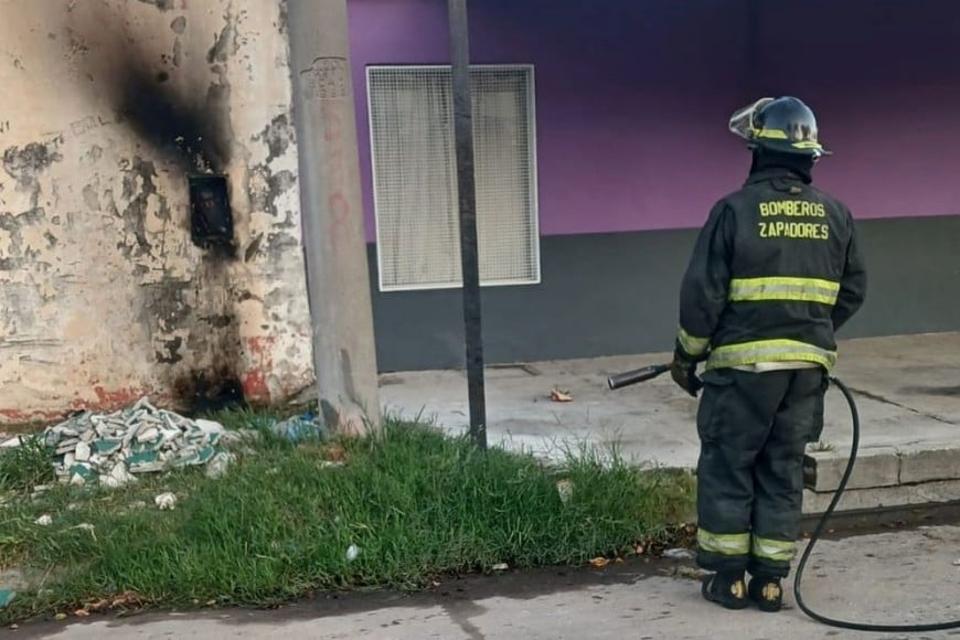 El momento de la intervención de Bomberos Zapadores.