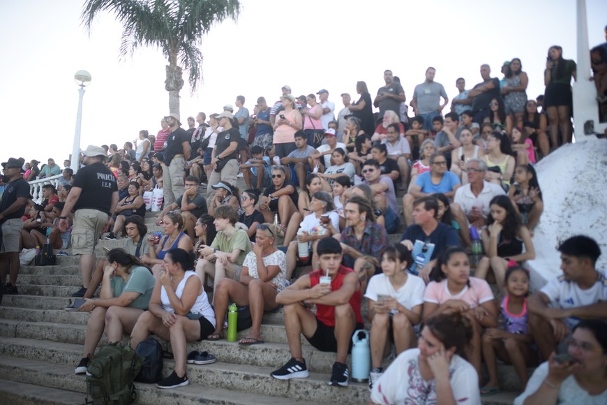 Un buen número de público acompañó la exhibición en Coronda. Crédito: Matías Cáceres.