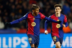 Soccer Football - Copa del Rey - Round of 16 - FC Barcelona v Real Betis - Estadi Olimpic Lluis Companys, Barcelona, Spain - January 15, 2025
FC Barcelona's Lamine Yamal celebrates scoring their fifth goal with Pau Victor REUTERS/Albert Gea