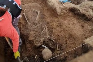 Son cinco los cuerpo hallados a la vera de la laguna. Gentileza