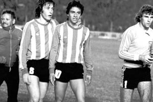 Pumpido en los tiempos que defendió el arco de Unión, junto a Pomelo Ribeca y Eduardo Sánchez.