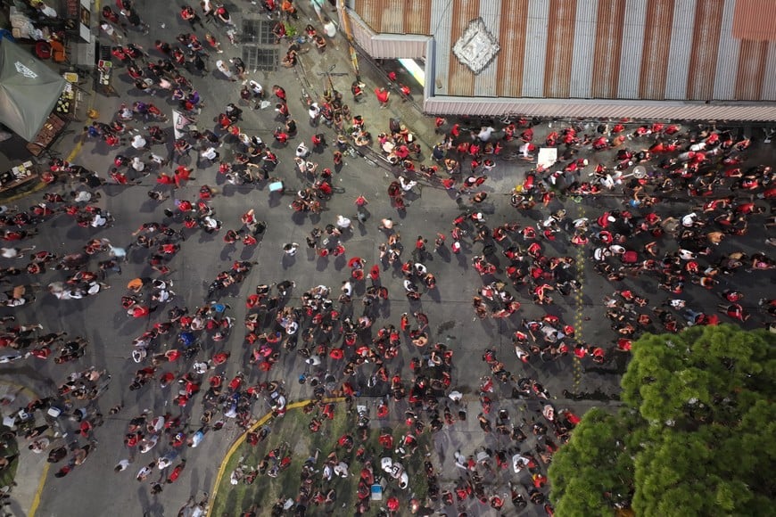 Se registraron inconvenientes para acceder al estadios. Foto: Fernando Nicola.