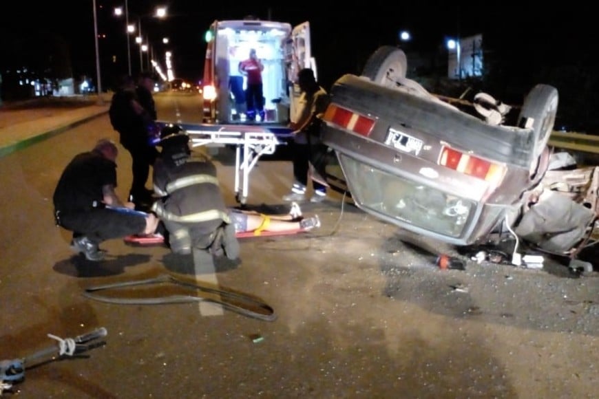 Choque Vuelco Ruta 1 km 5 y medio san jose del rincon camion encerro a vehiculo. Foto: El Litoral